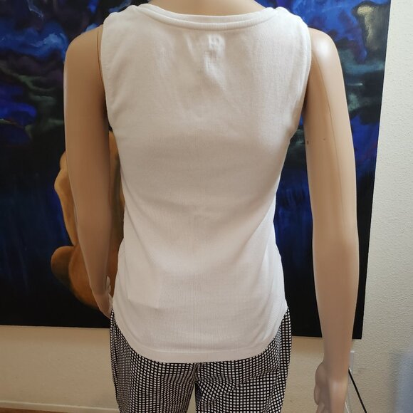 Chico's Size 0 (medium) cotton/spandex white tank top - Picture 5 of 7